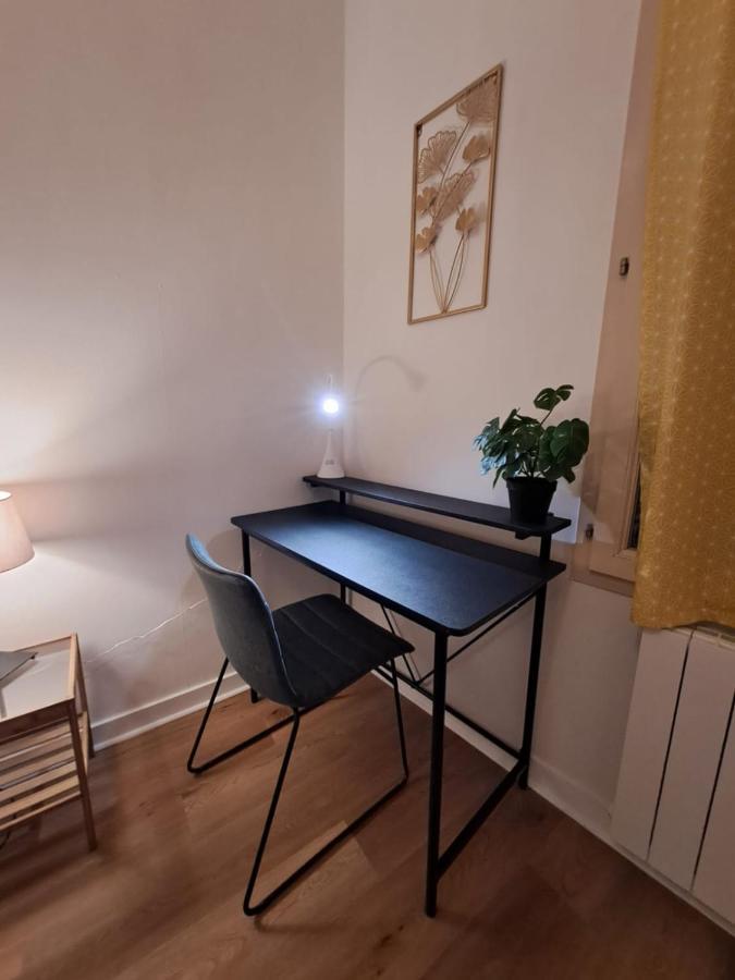 Le Saint Jean , Centre Historique, Wifi, Tout Equipe, Ideal Famille, Business, Ou Simple Escapade Ниор Екстериор снимка